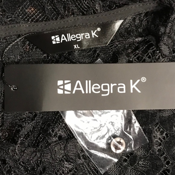 AllegraK,NWT, XL, Black, Lace, Cropped, Overlay, Long Sleeve, Top - Picture 3 of 8